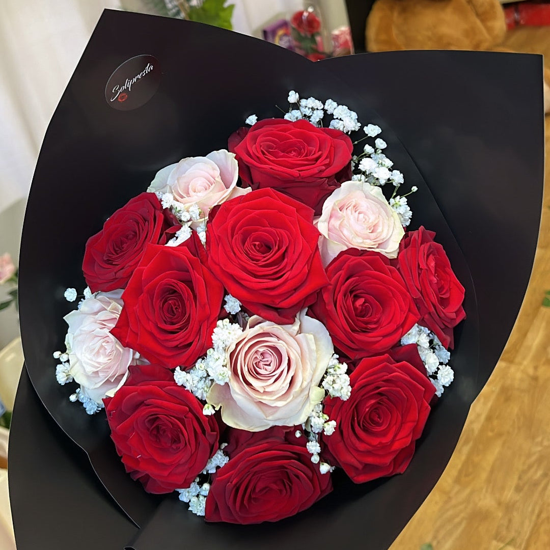 Bouquets de Roses aux Teintes Variées