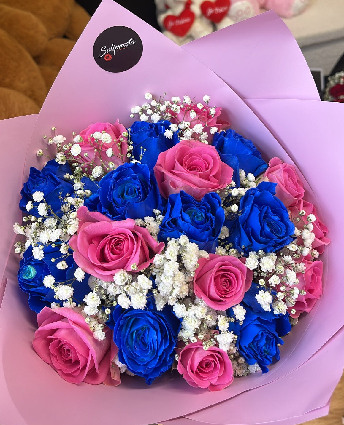 Bouquets de Roses aux Teintes Variées