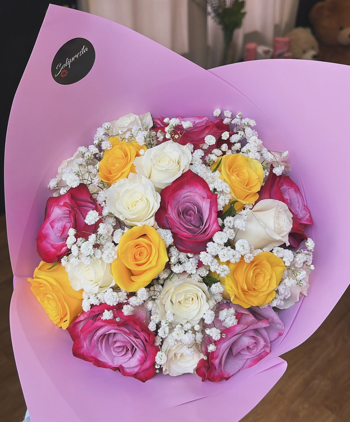 Bouquets de Roses aux Teintes Variées