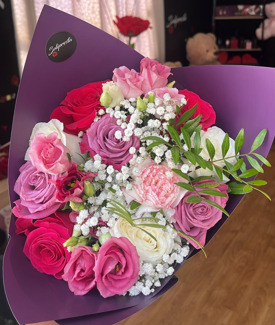 Bouquets de Roses aux Teintes Variées