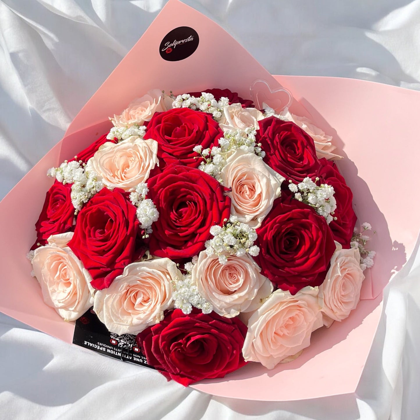 Bouquets de Roses aux Teintes Variées